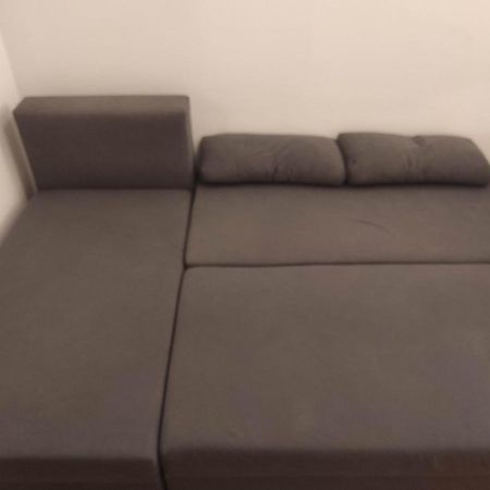 Nice Room With 2 Shared Bathrooms ,Wc , 2Km To Old Town -100M From Metro Szwedzka Varsovia Exterior foto