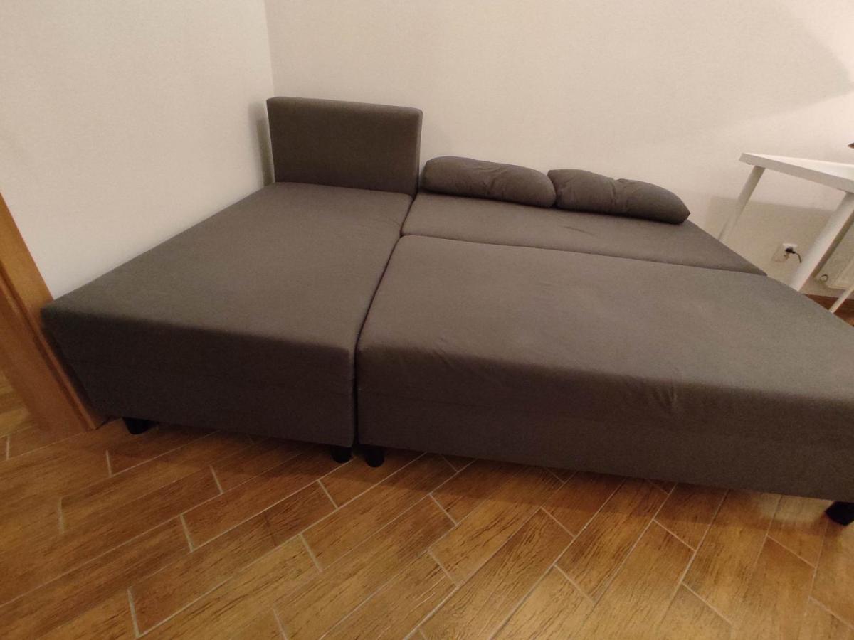 Nice Room With 2 Shared Bathrooms ,Wc , 2Km To Old Town -100M From Metro Szwedzka Varsovia Exterior foto
