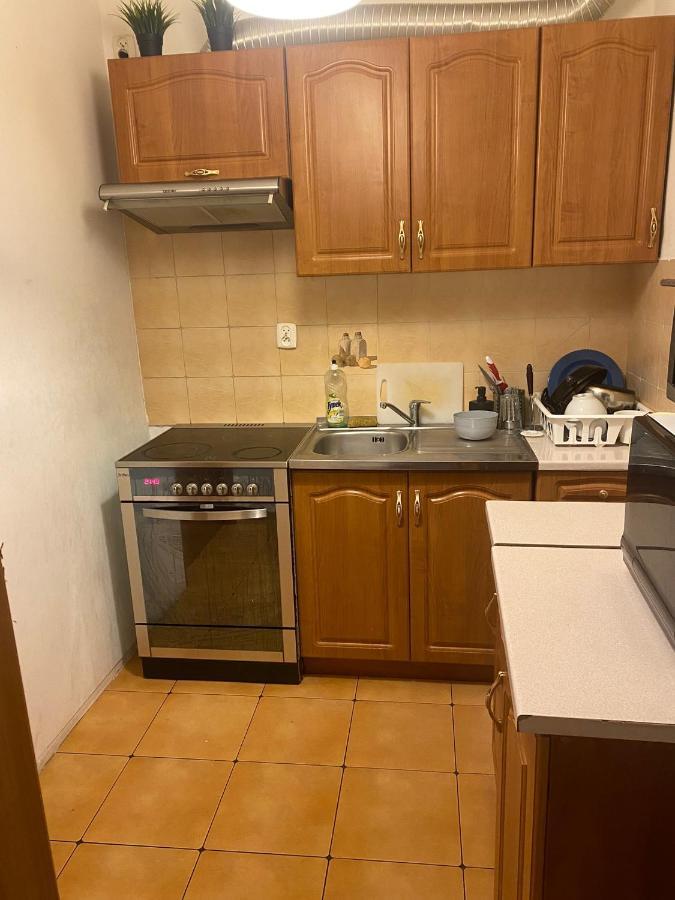 Nice Room With 2 Shared Bathrooms ,Wc , 2Km To Old Town -100M From Metro Szwedzka Varsovia Exterior foto